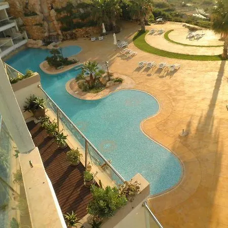 Hal Saghtrija, Apt F7 Apartment *